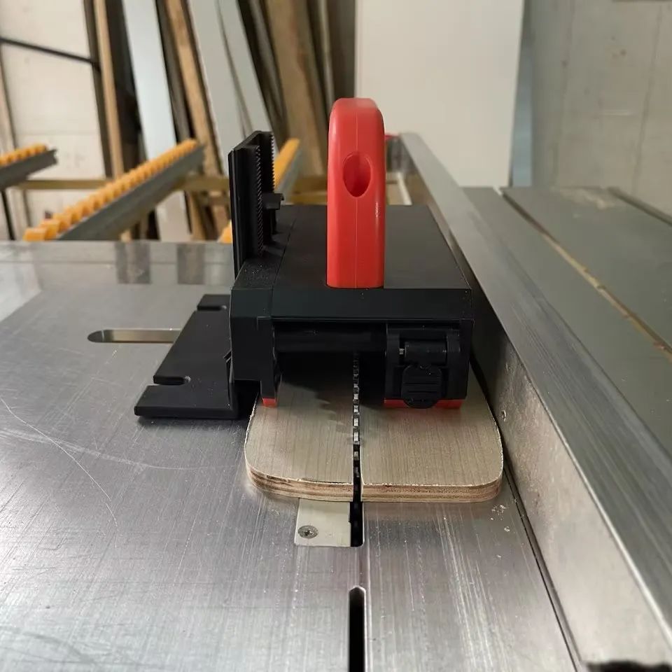 บล็อกดันสำหรับเลื่อยวงเดือน ปร - Router Table Insert บทวิจารณ์และราคา